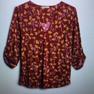 Patty Roll Tab Knit Top